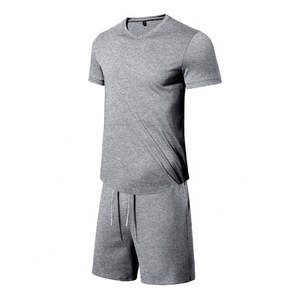 Vente en gros Ensemble short deux pièces grande taille Ensemble short et t-shirt pour homme - Product Image 4