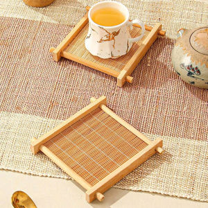 Posavasos de Ratán de Alta Calidad, Ecológico, Diseño Clásico Tradicional, Económico y Conveniente para Uso en la Cocina y en Restaurantes - Product Image 1