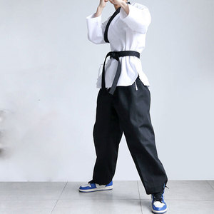 Pantalones cortos ligeros de UFC de alta calidad, uniforme de Takewndo de nuevo diseño personalizado para hombres, ropa de artes marciales, Taekwondo - Product Image 3