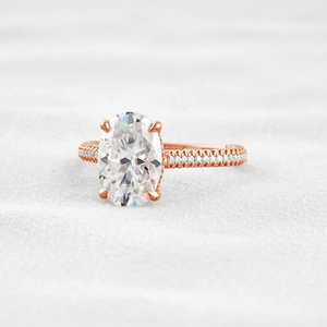 Anillo de compromiso de moissanita de corte ovalado de plata 925 Juego de pavé Style33 - Product Image 5