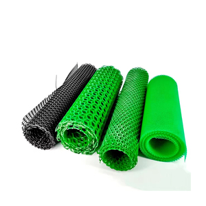 Malla plástica verde ofrecida a granel para jardín y uso agrícola - Product Image 3