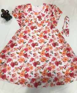 Fashion Fusion: estilo pakistaní Salwar Kameez: fusión de estilos tradicionales y modernos, creando una moda elegante y elegante - Product Image 3