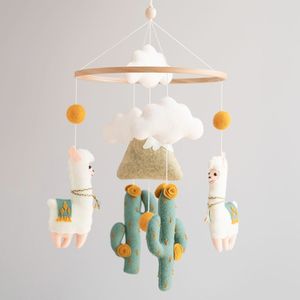 Llama móvil recién nacido baby shower regalo para nuevos padres madre-a-ser fieltro hecho a mano juguetes artesanales suaves para niños - Product Image 3