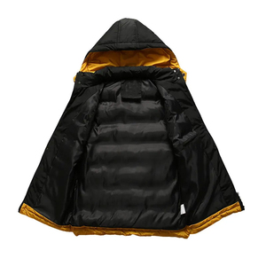 Veste matelassée d'hiver à la mode pour hommes Nouveau design avec finition brillante Rembourrage chaud et caractéristique respirante faite par Dress Sports - Product Image 3