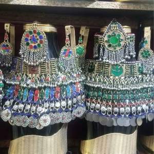 ชุดเครื่องประดับงานแต่งงานแบบชนเผ่า ชุดสร้อยคอและต่างหูโลหะผสมชุบเงินคุณภาพสูง 100% - Product Image 3