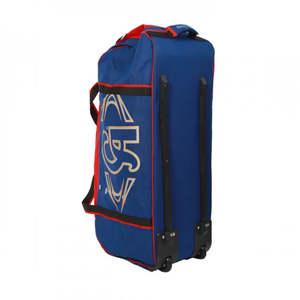 Sac d'équipement de cricket professionnel CA avec capacité supérieure à 3000 et roulettes - Bleu/Rouge - Product Image 3