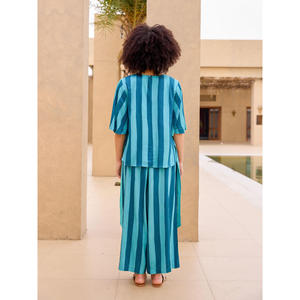 Ensemble court rayé Alma Modal 2 pièces - Tenue décontractée assortie - Product Image 3