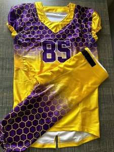 ชุดฟุตบอลทีมแบบกำหนดเองคุณภาพสูง สไตล์อเมริกัน แขนสั้น สำหรับผู้ใหญ่ชาย ไซส์ XXL พิมพ์ลายแบบ Sublimation - Product Image 4