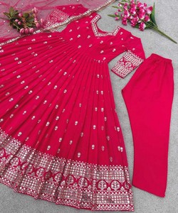 ชุดคอลเลกชั่นผ้าไหมสีเทาสำหรับผู้หญิงอินเดียชุดแฟนซีใส่ไปทะเล - Product Image 3