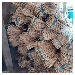 Bastón de ratán de alto grado, postes duraderos de Vietnam para tejido artesanal y fabricación de muebles - Product Image 1