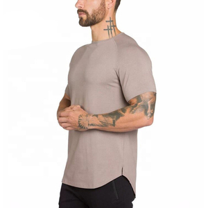 OEM Vente en gros T-shirts de gym coupe ajustée pour hommes 95% coton 5% élasthanne T-shirt de fitness avec col à ourlet incurvé long et solide - Product Image 4