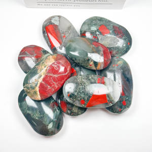 All'ingrosso cristalli naturali lucidati 50MM pietra di palma da sangue naturale guarigione rocce di meditazione sangue di <span class=keywords><strong>drago</strong></span> pietre di palma - Product Image 2