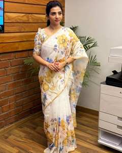 Saree imprimé numérique à motif floral ethnique royal avec tissu en soie flammé Lilen lourd pour le mariage et la fête des femmes - Product Image 1