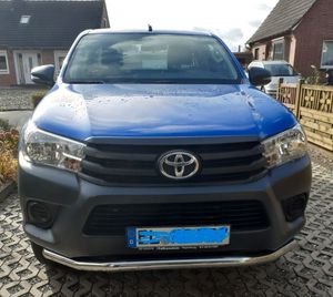 2019 for Toyota HiLux Xtra Cabin 4X4 Manual Gearbox AWD Drive Dark Leather Interior Left Steering - Product Image 4