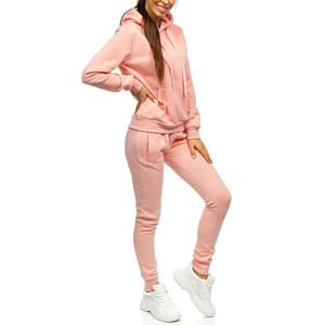 Nueva ropa deportiva de talla grande para mujer al por mayor, Sudadera con capucha de algodón y poliéster y conjunto de pantalón, chándal estampado con logotipo personalizado y el mejor diseño - Product Image 2
