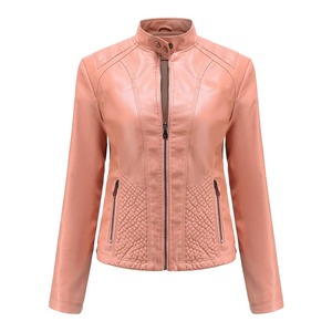 Veste en cuir à capuche Slim Fit pour femme avec chapeau à fermeture éclair détachable à manches longues en peluche col montant pour l'équitation de moto d'hiver - Product Image 5