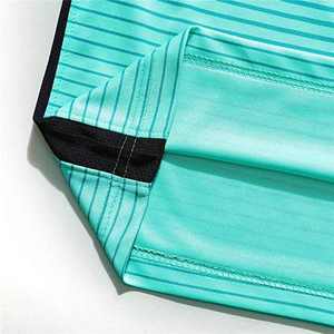 Uniformes de fútbol unisex de alta calidad, kit de entrenamiento de fútbol personalizado con camiseta impresa por sublimación para jugadores de club de fútbol - Product Image 2