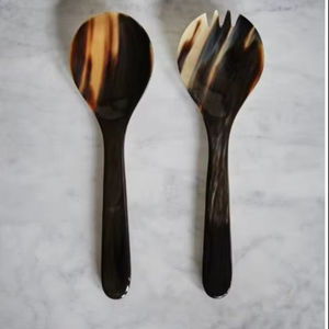 Vente chaude Prix Usine Restaurant Couverts Ensemble Cuillères Fourchette Couteau Cuillère En Bois Couverts Ensemble Durable Corne Naturelle - Product Image 1