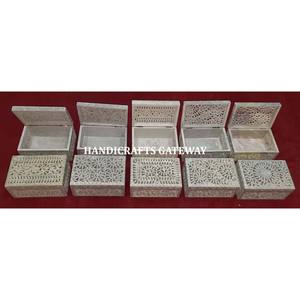 กล่องใส่เครื่องประดับแกะสลักหินสบู่รูปทรงสี่เหลี่ยมดีไซน์ทันสมัยสวยงามสำหรับเป็นของขวัญทางธุรกิจและกล่องเก็บเครื่องประดับ - Product Image 1