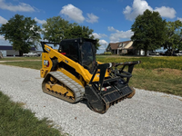 Chargeuse sur chenilles compacte CAT 289D3 Diesel avec attache broyeur pour travaux forestiers