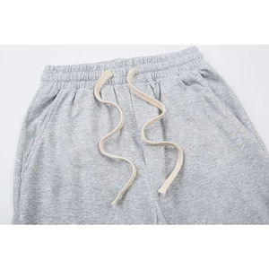 Joggers cargo en toile respirante éco-responsable de poids moyen pour hommes, avec logo personnalisé, coupe évasée et cordon de serrage, pour le fitness et le sport - Product Image 3