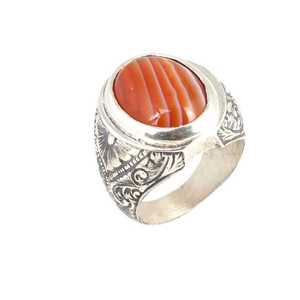 Anillo de Plata de Ley 925 Hecho a Mano para Hombre con Incrustaciones de Ágata y Grabado, para Uso Diario - Product Image 2