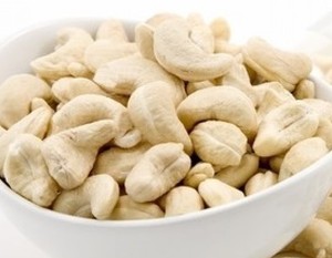 Catégorie de produit Noix de cajou biologiques non décortiquées en ligne - Product Image 1