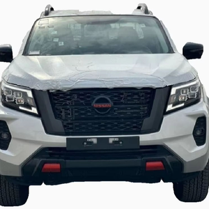 Nissan Nav-ara 2024 d'occasion, 140 CV, 4x4, 4 cylindres, 4 roues motrices, moteur essence 2,5 L, conduite à gauche, transmission automatique - Product Image 1