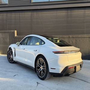 Porsche Taycan 4S 2025 LIMPIO Y ASEQUIBLE - Product Image 2