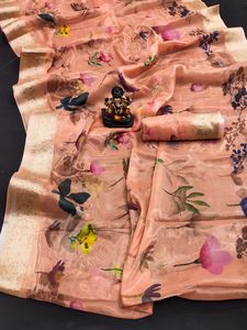 Sarees de Seda Artística Tradicionales Clásicos de la Mejor Calidad, Dhwaja Export, Estampado Digital Formal Tishu, Suaves y Brillantes, de Secado Rápido, Listos para Usar en Gujarat - Product Image 4