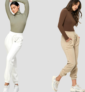 Logo personnalisé OEM Pantalon de jogging surdimensionné pour femmes Pantalon de survêtement en coton polaire Marque privée Ensemble assorti baggy Fabricant de bas - Product Image 5