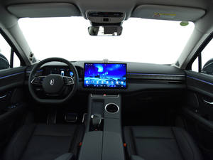 รถยนต์ไฟฟ้าความเร็วสูง MNHWM5 ปี 2025 มือสอง ระยะทางวิ่ง 201-300 กม. แบตเตอรี่ 50-70 กิโลวัตต์ชั่วโมง กำลังไฟ 120 กิโลวัตต์ - Product Image 2