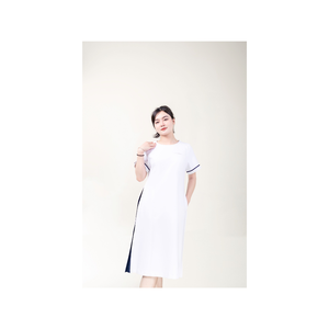 Chemisier col en V Chemise pour homme Tissu doux et lisse Service ODM/OEM pour commande en gros-Personnaliser la conception de la fabrication FMF Viet Nam - Product Image 1