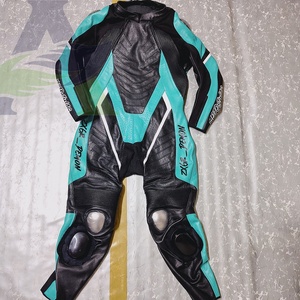 Combinaison de course de moto Combinaison de course de moto en cuir Combinaison de moto une pièce et de course automobile Armure respirante Combinaisons de motard - Product Image 2