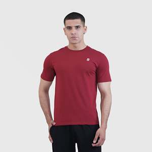เสื้อยืดออกกำลังกายทรงสลิมฟิต สีแดง สำหรับการฝึกความทนทาน - Product Image 1