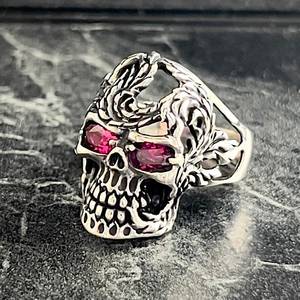 Anillo de Calavera Plateado para Hombre, Estilo Casual, Modelo Monstruo Esqueleto con Detalle Oxidado, Anillo de Calavera Estilo Bohemio Genial - Product Image 3