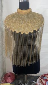 Cape perlée à la main de créateur sur mesure avec col-Soirée de luxe et style tapis rouge adapté aux clients et revendeurs de boutique - Product Image 5