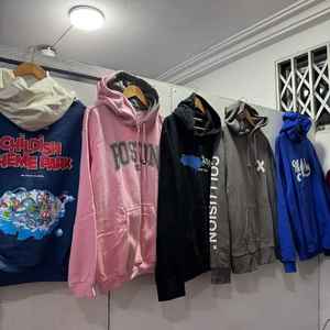 เสื้อวอร์มมีฮู้ดสำหรับผู้ชายเอวยางยืดสีล้วนพิมพ์ลายวินเทจสีซีด - Product Image 2