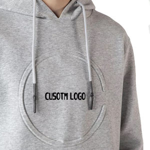 2023 más vendidos hombres blanco 400 GSM 3D en relieve pulóver Sudadera con capucha de peso pesado con bolsillo de canguro para invierno - Product Image 4