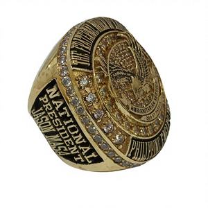 Bague de fraternité moderne personnalisée |   Bague personnalisée avec lettre grecque |   Options en laiton - Product Image 2