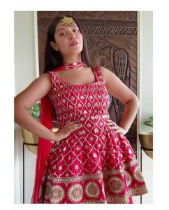 Material para Vestido de Diseñador Sharara, Hermoso Color, Colección de Vestidos de Boutique de Diseñador, Traje Sharara con Kameez Largo 2023 - Product Image 1