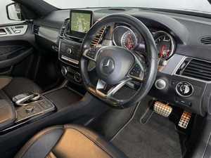 SUV d'occasion 2023 GLC 3.0/43 V6 AMG Night Edition Euro IV 5 places Cuir Transmission Automatique Conduite à Gauche Hybride Panoramique - Product Image 3