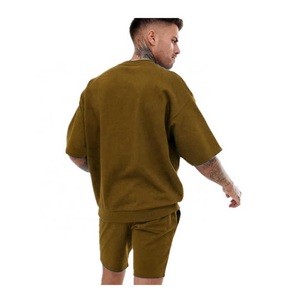 Fabricant Vêtements de rue d'été Ensembles de shorts et de t-shirts surdimensionnés en coton avec logo personnalisé Ensemble pour hommes 2 pièces avec impression Dtg - Product Image 2