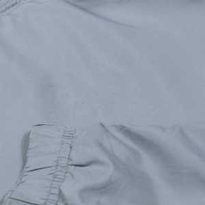 เสื้อแจ็กเก็ตกันลมไนล่อนแบบปรับแต่งได้เสื้อโค้ทกลางแจ้งพร้อมวัสดุดาวน์เสื้อกันลม - Product Image 3