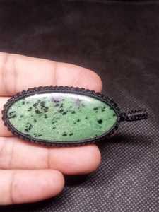 Collier pendentif en macramé en zoïsite rubis, bijoux bohèmes faits à la main pour femmes, cordon réglable - Product Image 6