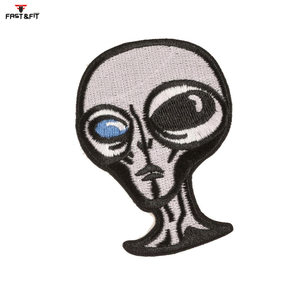 Parches Bordados en 3D de PU de Alta Calidad con Logotipo Personalizado, a Precio Económico y de Tendencia, con Borde Adhesivo Merrow para Gorras, Hechos en Pakistán - Product Image 2