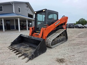 Minicargadora Kubota SVL90-2, Minicargadora con Motor Changchai de 9 Toneladas, Changjiang 2022, Gran Oferta, Usada, 10001-20000, 5100*1700*2750 - Product Image 6