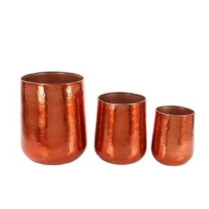 Jarrón de cuello largo con acabado plateado de lujo, soporte de flores decorativo hecho a mano, Ideal para centros de mesa de boda y estilo de eventos - Product Image 4