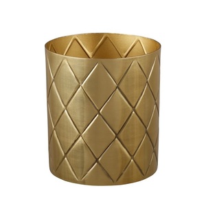 Sturdy handcrafted <b>metal</b> <b>waste</b> <b>bin</b> with elegant finished perfect for commercial spaces high-end restaurants and homes - Product Image 2