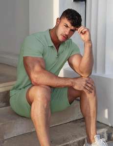 Logotipo personalizado de verano para hombre de entrenamiento de fútbol Jogger pantalones cortos conjunto para los hombres de 2 piezas traje de camiseta y pantalones cortos conjunto - Product Image 4